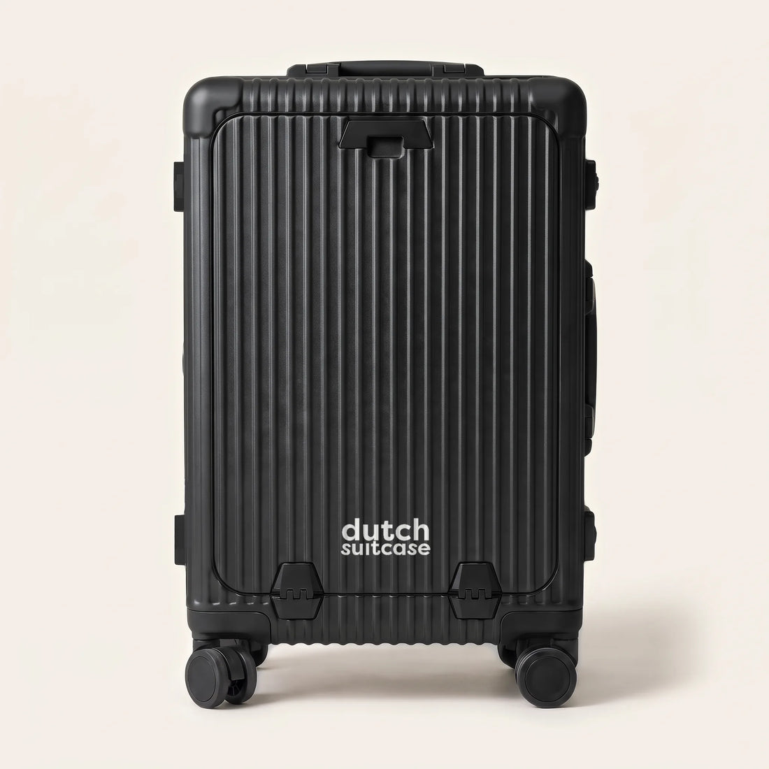 Vooraanzicht van de zwarte DS Front handbagage koffer met geribbeld voorvak en Dutchsuitcase-logo