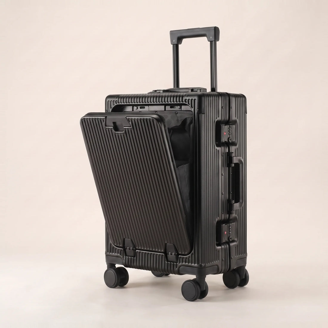 Matzwarte DS Front handbagage koffer met open voorvak en zwarte trolleystang, kleurvariant zwart