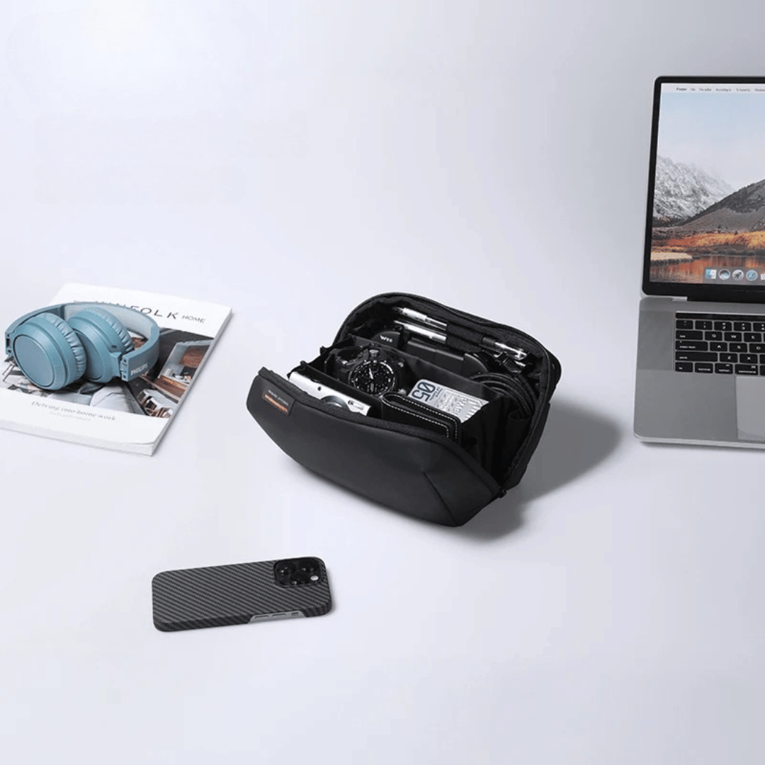 Tech Pouch – Compacte Organizer
