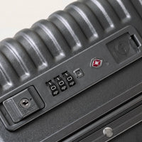 TSA-cijferslot en USB-poorten (USB-A en USB-C) bovenop de donkergrijze DS Front handbagage koffer