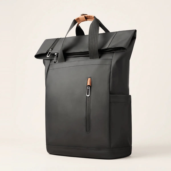 Antracietzwarte uitbreidbare laptop rugzak DS Edge van Dutchsuitcase met ingerolde top, vooraanzicht
